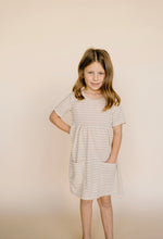 Load image into Gallery viewer, Tan Pocket Dress