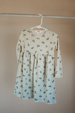 Load image into Gallery viewer, Grey Floral Everyday Dress